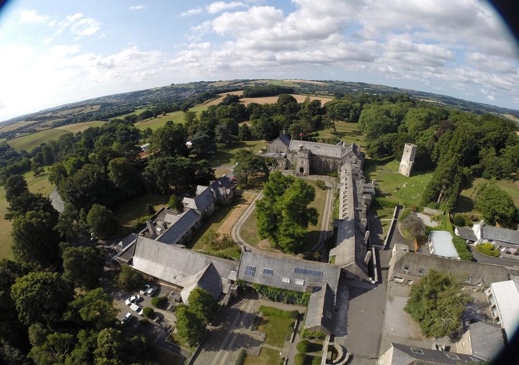 Dartington Hall Totnes Esterno foto