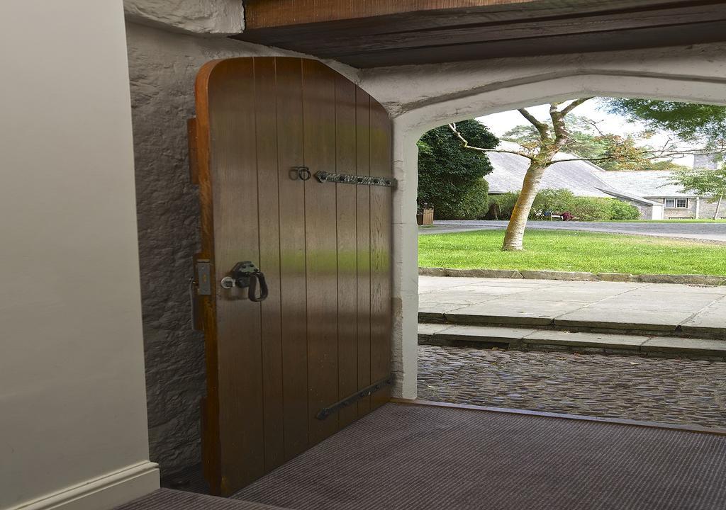 Dartington Hall Totnes Esterno foto